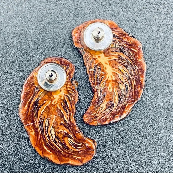 Unique Pinecone Resin Earrings Pierced - Picture 4 of 7